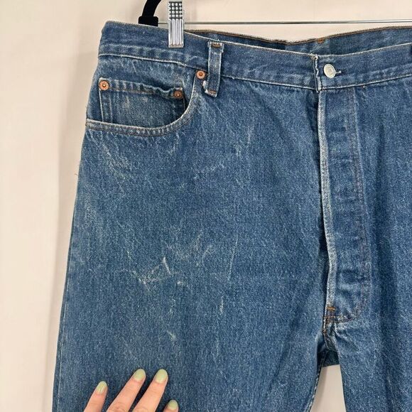 Vintage 80s Levi's 522 Unisex Straight Jeans Blue Denim Medium Wash Size 42x32 - Picture 6 of 16